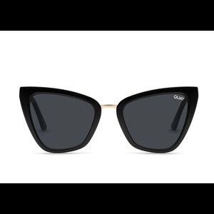 Quay Australia Reina sunnies